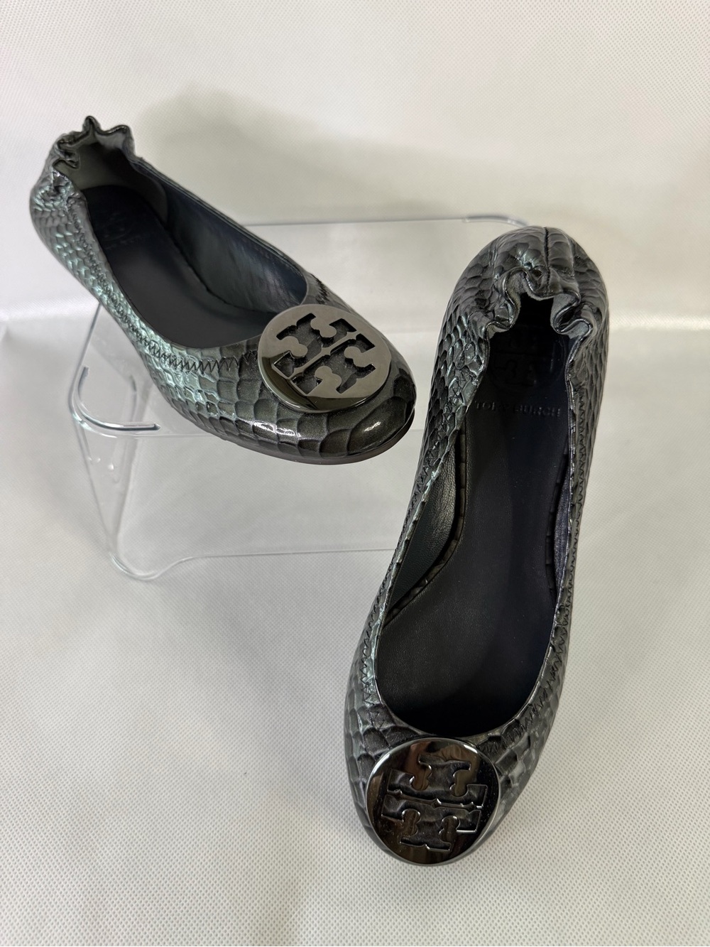 ✨ Tory Burch Metallic Embossed Ballet Flats • Size 6 • Never Worn